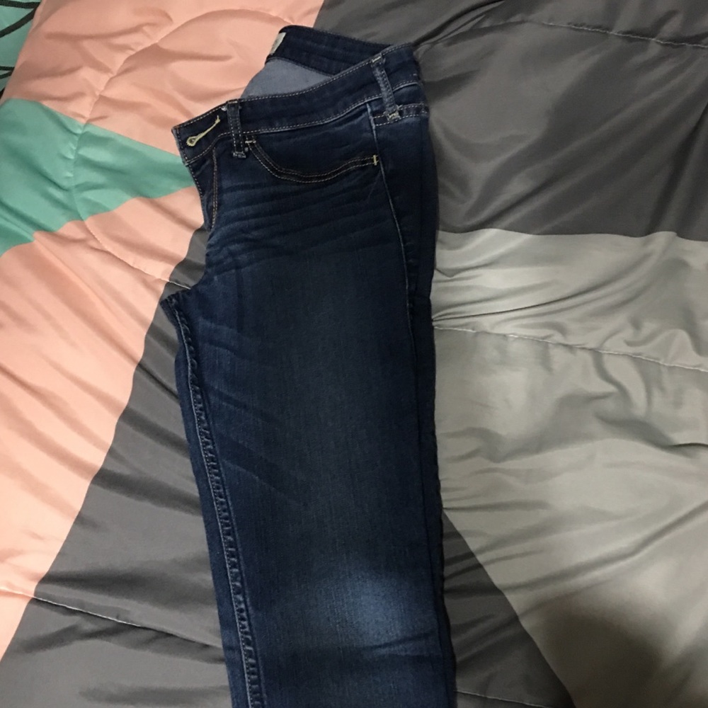 HOLLISTER JEANS bundle 💞 - Picture 2 of 4